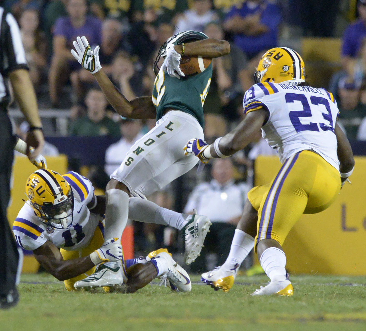 lsuslufootball.090918_HS_3482